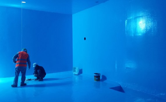 عزل خزانات بمكة